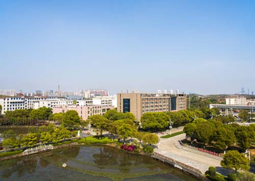 东华理工大学19-500.jpg