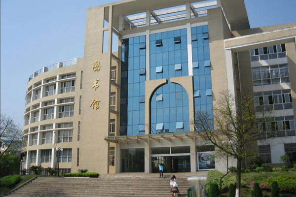 南昌大学图书馆