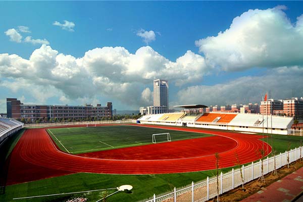 南昌航空大学体育田径场